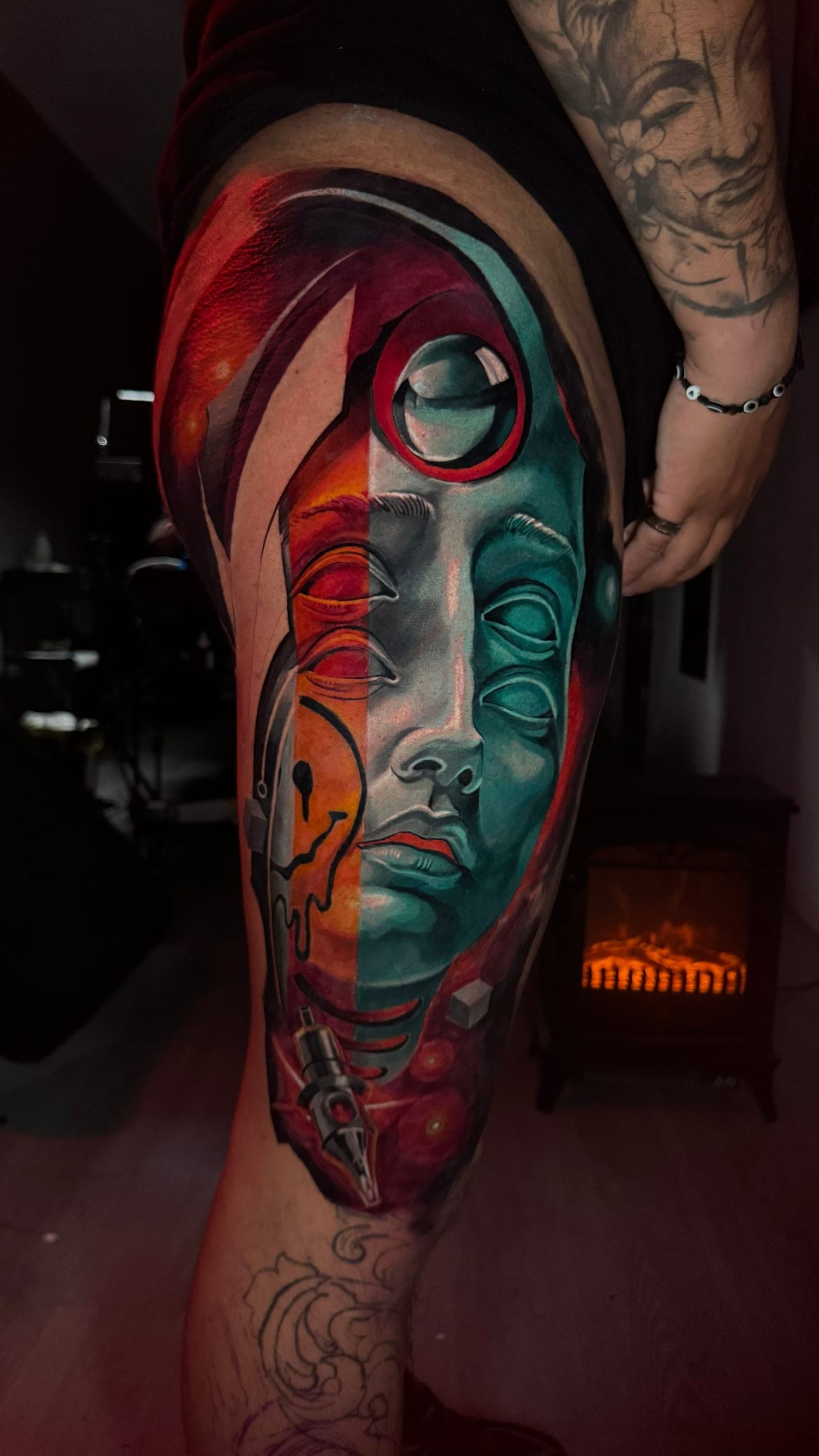 Tatuaje realizado por Eric Olguín — pieza 4
